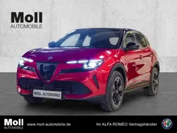 Rosso brera Gebraucht 2024 Alfa Romeo Junior Edizione Speciale Limousine | 39.475 € (Fairer Preis)