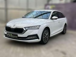 Weiß metallic Gebraucht 2022 Skoda Octavia Style | 28.910 € (Etwas zu teuer)