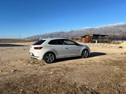 Weiß Gebraucht 2018 Seat Leon SC FR Kleinwagen | 15.900 €
