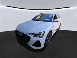 Gletscherweiß metallic Gebraucht 2022 Audi e-tron S-Line SUV | 43.567 € (Etwas zu teuer)
