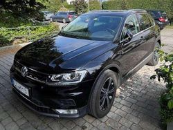Schwarz Gebraucht 2016 VW Tiguan Highline SUV | 17.990 € (Guter Preis)