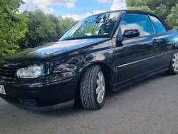 Schwarz Gebraucht 2001 VW Golf Cabriolet Trendline Cabrio | 3.950 € (Fairer Preis)