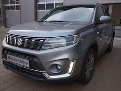 Grau Gebraucht 2020 Suzuki Vitara Comfort SUV | 15.770 € (Fairer Preis)