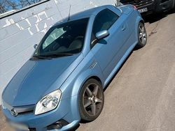 Blau Gebraucht 2005 Opel Tigra Cabrio | 1.390 €