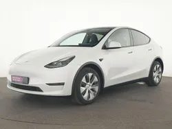 Perl weiss Gebraucht 2023 Tesla Model Y SUV | 36.949 € (Fairer Preis)