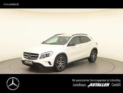 Zirrusweiß Gebraucht 2016 Mercedes GLA200 Urban SUV | 16.599 € (Guter Preis)