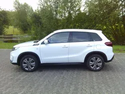 Weiß Gebraucht 2023 Suzuki Vitara Comfort SUV | 22.300 € (Fairer Preis)