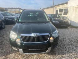 Grün Gebraucht 2010 Skoda Yeti SUV | 2.900 € (Superpreis)