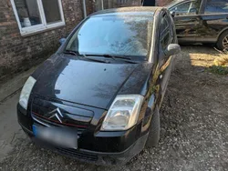 Schwarz Gebraucht 2005 Citroën C2 Kleinwagen | 1.300 €