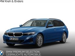 Blau Gebraucht 2022 BMW 320e Sport Line Kombi | 26.588 € (Superpreis)