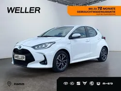 Weiß Gebraucht 2020 Toyota Yaris Hybrid Club Kleinwagen | 17.980 € (Fairer Preis)