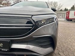 Mountaingrau metallic Gebraucht 2022 Mercedes EQA250 AMG SUV | 30.980 € (Fairer Preis)