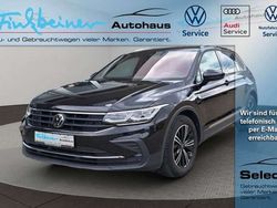 Deep black perleffekt (schwarz), perleffekt Gebraucht 2022 VW Tiguan Active SUV | 26.900 € (Fairer Preis)