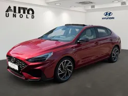 Sunset red / mic Gebraucht 2023 Hyundai i30 N Line Limousine | 22.900 € (Fairer Preis)