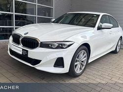 Weiß Gebraucht 2024 BMW 318 Efficient Dynamics Limousine | 32.349 € (Superpreis)