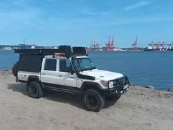 Weiß Gebraucht 2019 Toyota Land Cruiser SUV | 37.000 €