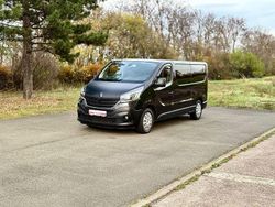 Schwarz Gebraucht 2019 Renault Trafic Life Van / Kleinbus | 24.990 €