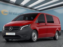 Rot Gebraucht 2022 Mercedes Vito Van / Kleinbus | 33.549 € (Superpreis)