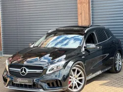 Schwarz Gebraucht 2018 Mercedes GLA45 AMG AMG SUV | 26.299 € (Fairer Preis)