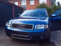 Blau metallic Gebraucht 2004 Audi A4 Limousine | 7.000 €