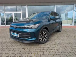 Blau Neu 2024 VW Tiguan Life SUV | 36.970 € (Superpreis)