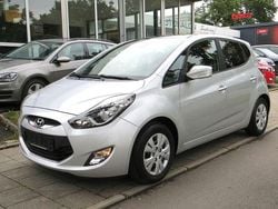 Silber Gebraucht 2014 Hyundai ix20 Van / Kleinbus | 9.999 € (Fairer Preis)