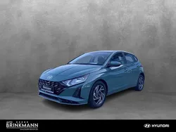 Grün Neu 2025 Hyundai i20 Trend Limousine | 20.440 € (Fairer Preis)