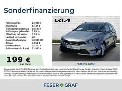 Lunarsilber metallic Gebraucht 2025 Kia Ceed Kleinwagen | 22.970 € (Superpreis)