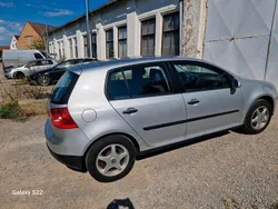 Silber Gebraucht 2004 VW Golf IV Kleinwagen | 2.600 € (Etwas zu teuer)