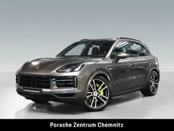 Grau Gebraucht 2024 Porsche Cayenne SUV | 97.950 € (Guter Preis)