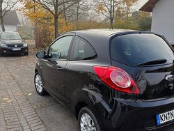 Schwarz Gebraucht 2010 Ford Ka Titanium Kleinwagen | 2.600 € (Fairer Preis)
