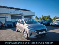 Grau Gebraucht 2023 Hyundai i10 Kleinwagen | 15.290 € (Fairer Preis)