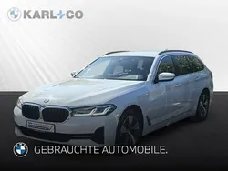 Weiss Gebraucht 2022 BMW 520 Sport Line Kombi | 25.890 € (Superpreis)
