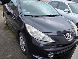 Schwarz Gebraucht 2007 Peugeot 207 CC Cabrio | 3.199 €