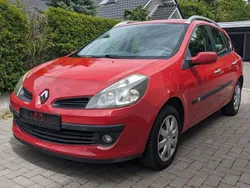 Rot Gebraucht 2009 Renault Clio II Exception Limousine | 4.999 € (Teuer)