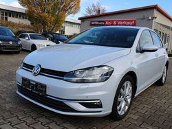 Weiß Gebraucht 2018 VW Golf VII Sound Limousine | 18.490 € (Fairer Preis)