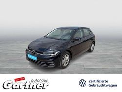 Schwarz (deep black perleffekt) Gebraucht 2024 VW Polo Style Limousine | 25.499 € (Teuer)