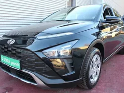 Schwarz Gebraucht 2022 Hyundai Bayon Essential SUV | 13.482 €