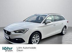 Weiß Gebraucht 2022 Seat Leon ST Style Kombi | 20.580 € (Fairer Preis)