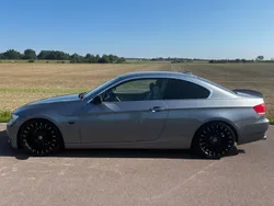 Grau Gebraucht 2008 BMW 325 Sport Line Coupé | 8.800 € (Fairer Preis)