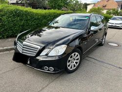 Schwarz Gebraucht 2010 Mercedes E220 Kombi | 8.100 € (Etwas zu teuer)