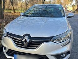 Silber Gebraucht 2017 Renault Mégane GrandTour Intens Kombi | 7.500 €