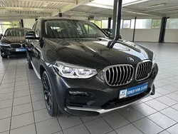 Grau (metallic) Gebraucht 2021 BMW X4 Performance SUV | 41.700 € (Guter Preis)