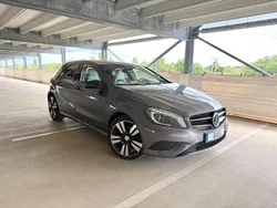 Grau Gebraucht 2014 Mercedes A200 Urban Kleinwagen | 14.890 € (Etwas zu teuer)