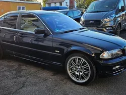 Blau Gebraucht 2000 BMW 330 Limousine | 7.000 € (Guter Preis)