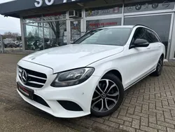 Polarweiss unilack Gebraucht 2019 Mercedes C200 Kombi | 12.490 €