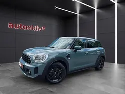 Grün Gebraucht 2022 Mini Countryman Classic SUV | 15.990 €