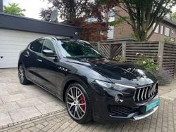 Schwarz Gebraucht 2017 Maserati Levante SUV | 40.999 € (Guter Preis)