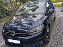 Blau Gebraucht 2018 VW Touran Join Van / Kleinbus | 20.000 € (Fairer Preis)