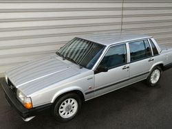 Silber metallic Gebraucht 1985 Volvo 740 Limousine | 15.990 €